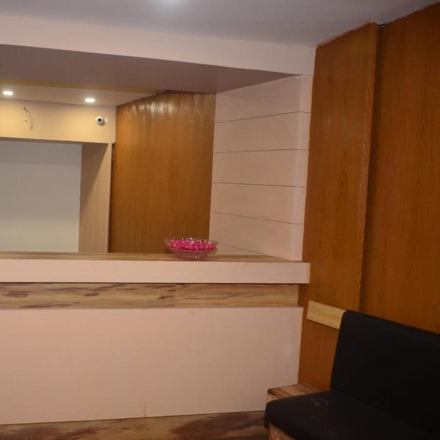 Hotel Poonam Rāipur Kültér fotó