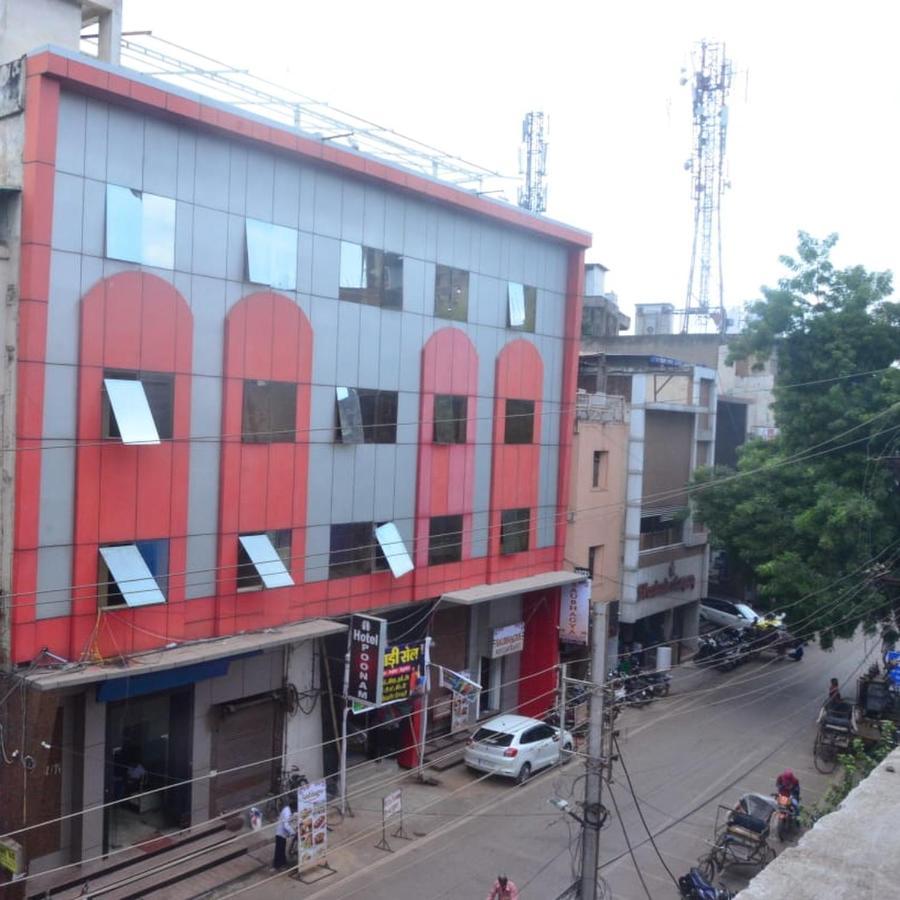 Hotel Poonam Rāipur Kültér fotó