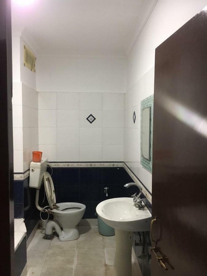 Hotel Poonam Rāipur Kültér fotó